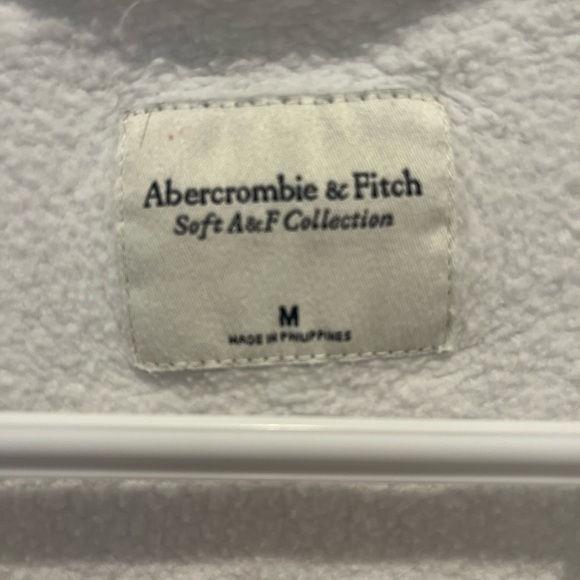 Abercrombie &‎ Fitch White Beverly Hills Preppy Country Club Crewneck Sweatshirt - Picture 3 of 4